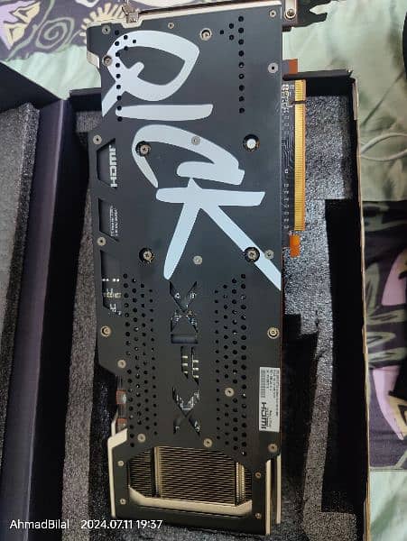 Amd xfx rx6800 16gb graphics card 1