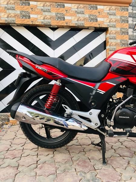 Very Fresh And New Condition Honda CB150F 6