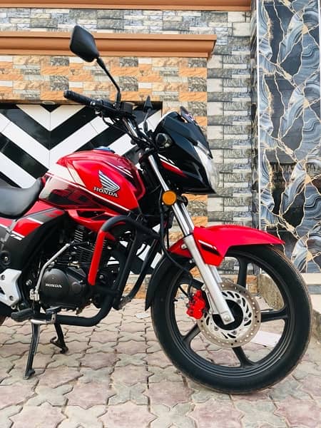 Very Fresh And New Condition Honda CB150F 8