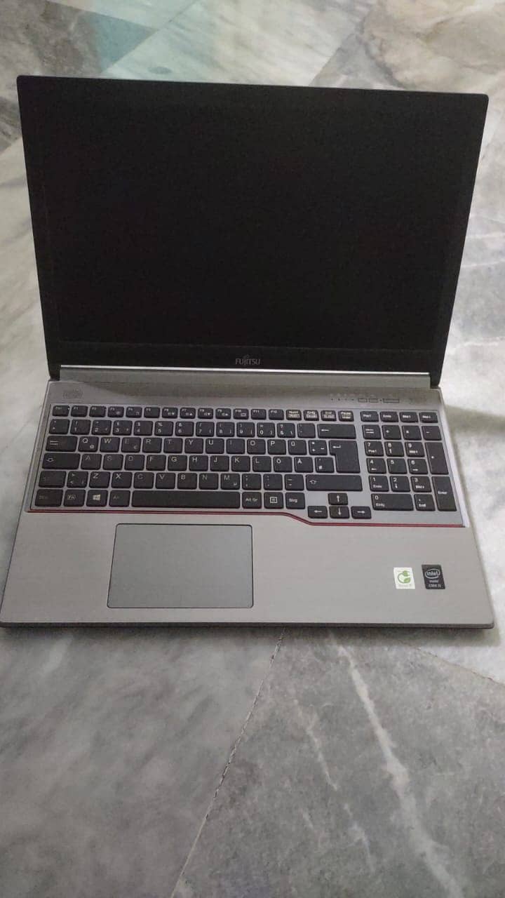 Core i5_3rd Gen_4300M CPU_(Intel) Fujitsu Laptop 10/10 Condition 3