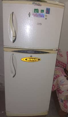 WAVES fridge 0