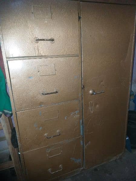 cupboard  used 0