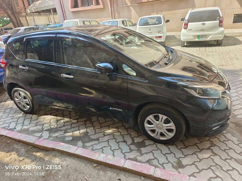 Nissan Note E Power 16