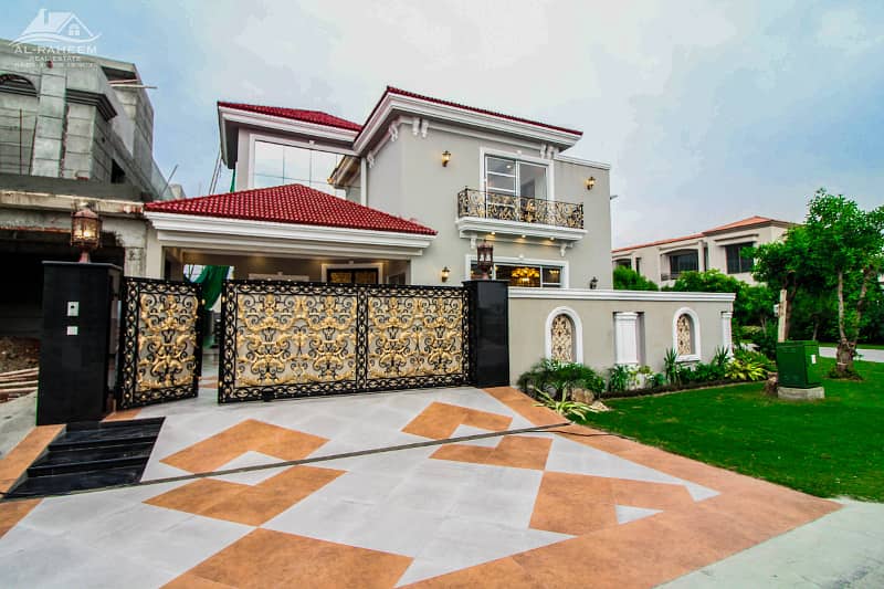 22 MARLA CORNER FULL BASEMENT PLUS SWIMMING POOL ROYAL BANGALOW FOR SALE NEAR TO SPICE BAZAR. 0