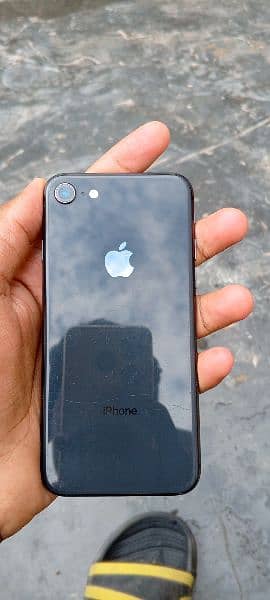 I phone 8 64 gb 3