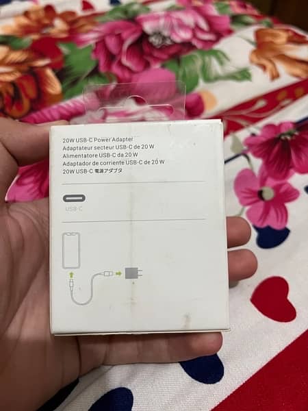 iphone 13jv 128gb 100% health in apple warranty esim time 2months 11