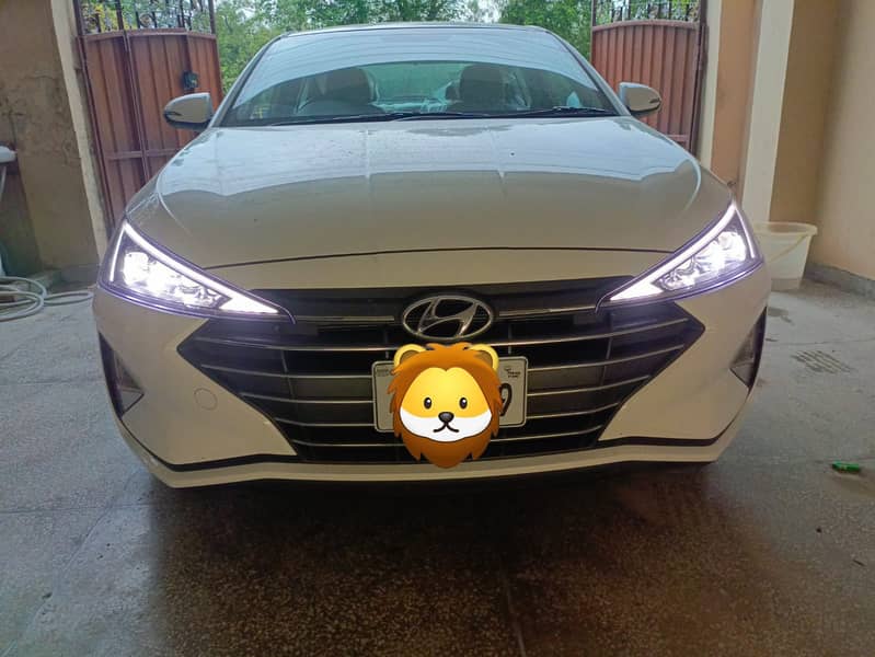 Hyundai Elantra GLS automatic 2024 white 10