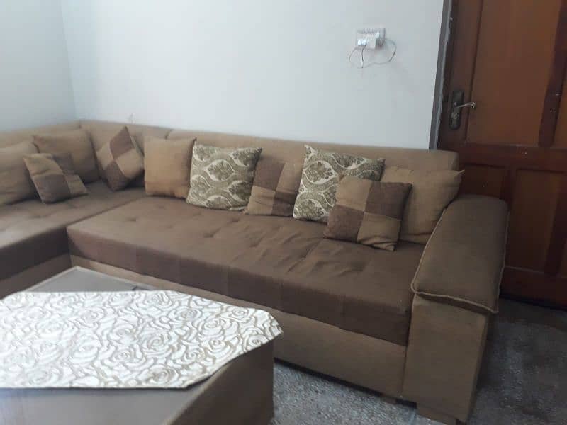 6 seater L shape sofa for sale 10/10 3