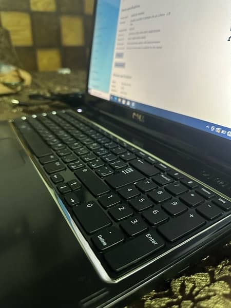 Dell laptop core i7 2gen 1