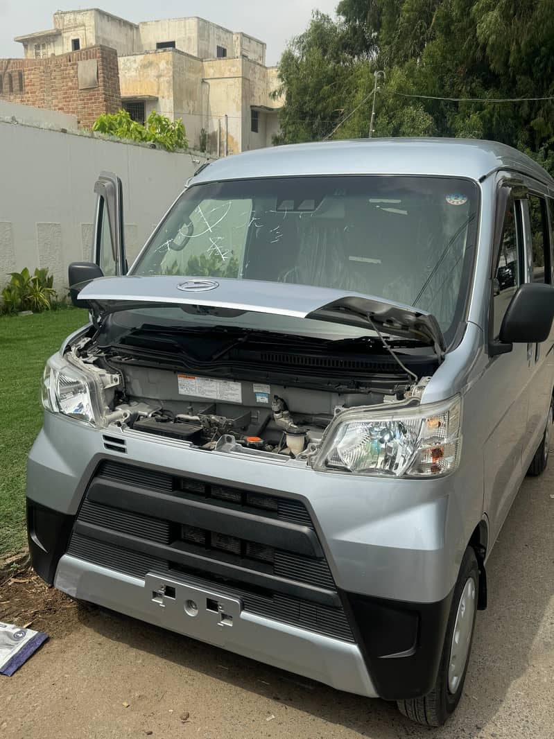 Daihatsu Hijet DX SAIII 2018 ((NEW ENGINE)) GRADE 4 FRESH UNREGISTERED 12