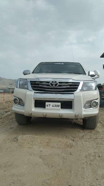 Toyota Hilux 2014 3