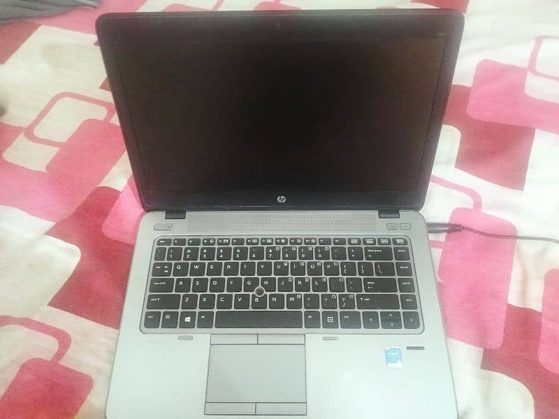 HP elite book 820 4th gen 0