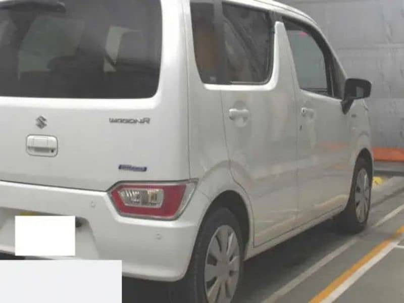 Suzuki Wagon R hybrid 2021 1