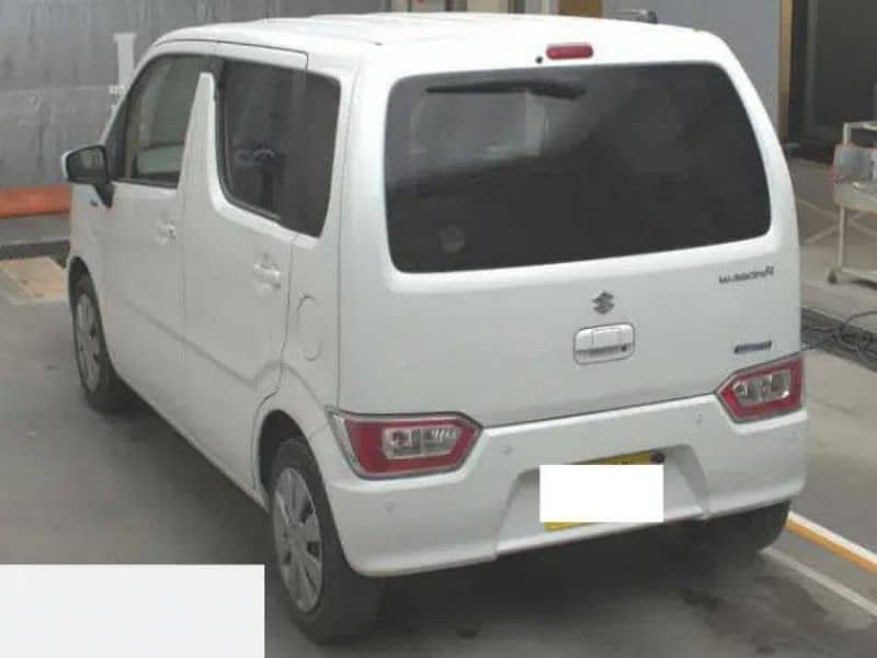 Suzuki Wagon R hybrid 2021 4