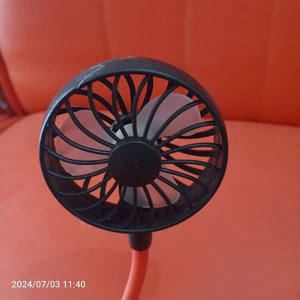 USB fan Neck wear fan in way or car 03365616841 0