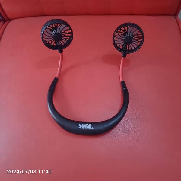 USB fan Neck wear fan in way or car 03365616841 1