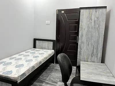 Girls Independent Hostel Rooms at Kalma Chowk, Garden Town, Gulberg 8