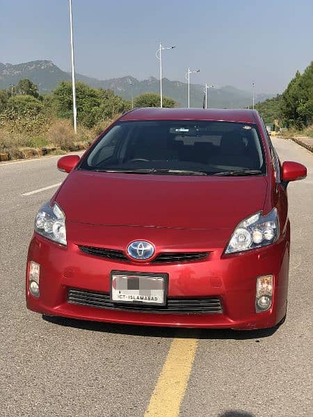 Toyota Prius 2011 3