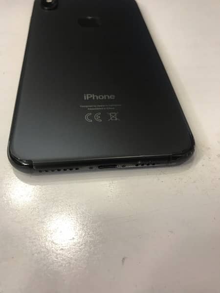 iPhone XS Max PTA ( 512 GB ) black color 4