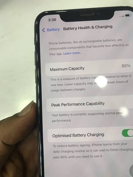 iPhone XS Max PTA ( 512 GB ) black color 6