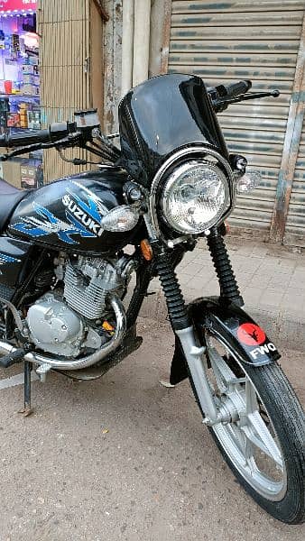 Suzuki GS150 SE brand new condition only 11500 km driven 15