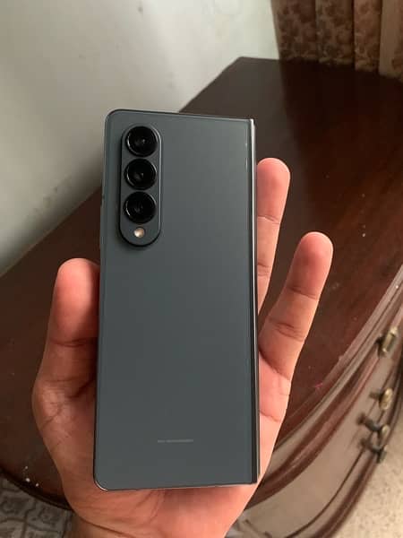 Samsung Galaxy Fold 4 512gb 0