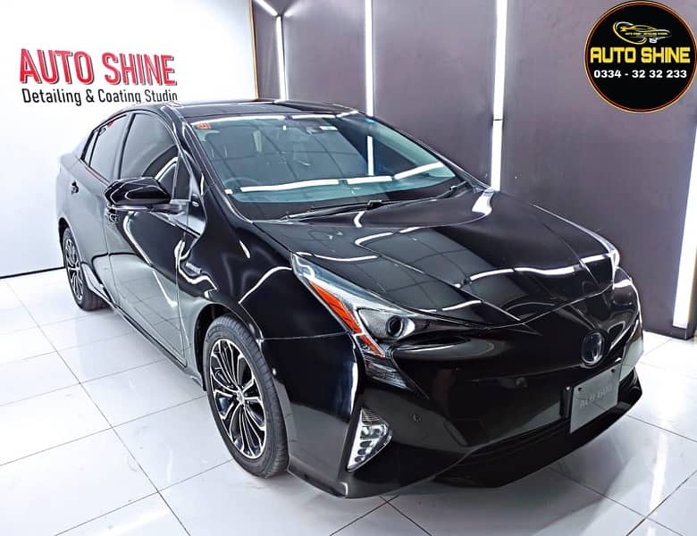 Toyota Prius 2016 A premium ( Black edition package ) 1