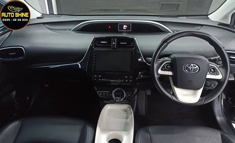Toyota Prius 2016 A premium ( Black edition package ) 13