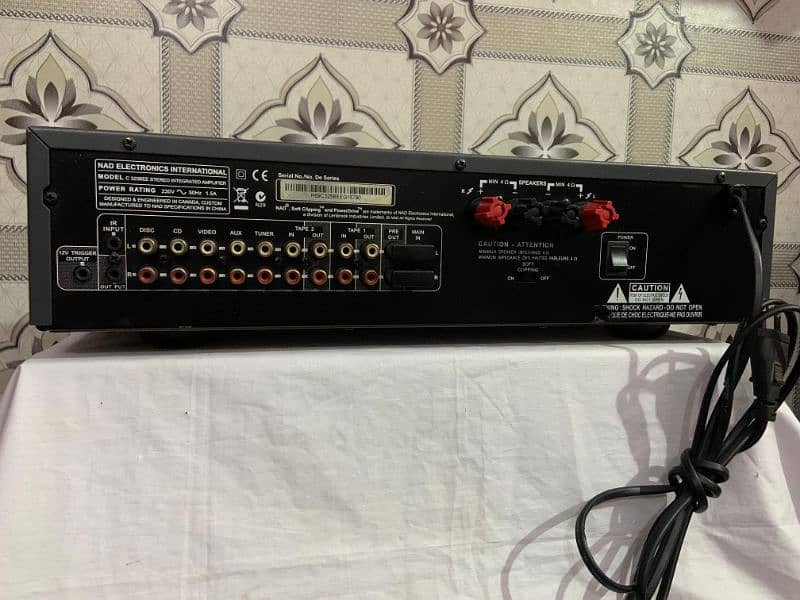 NAD . C 325 BEE . PD . BRAND NEW CONDITION MADE IN EINGLEND  . . 4