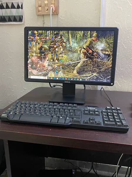 hi I am selling my I-3 desktop 0