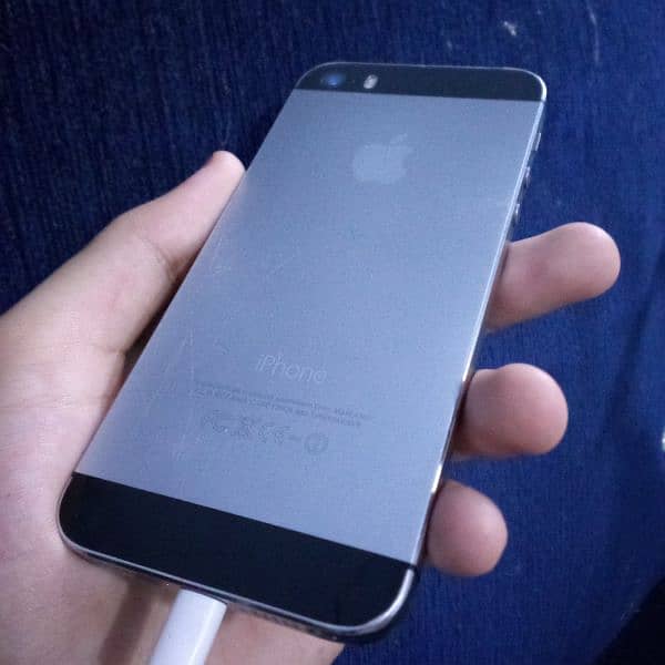 iphone 5 with good condition 1