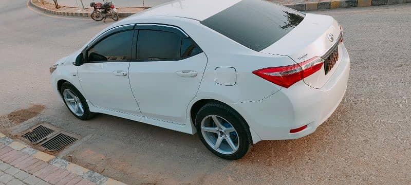 Toyota Corolla GLI 2015/2016 17