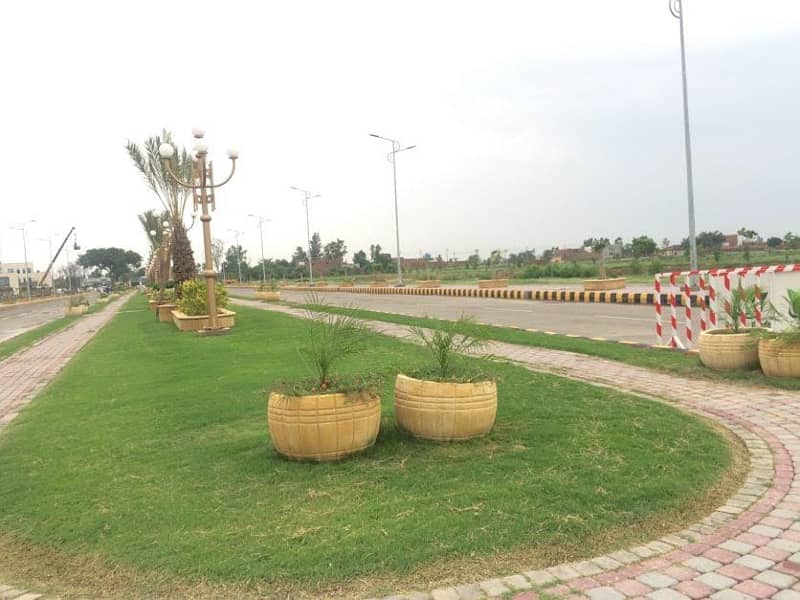 Safari Garden Housing Scheme Lahore 9