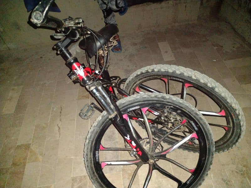 folding cycle in new condition hai 10/10 3