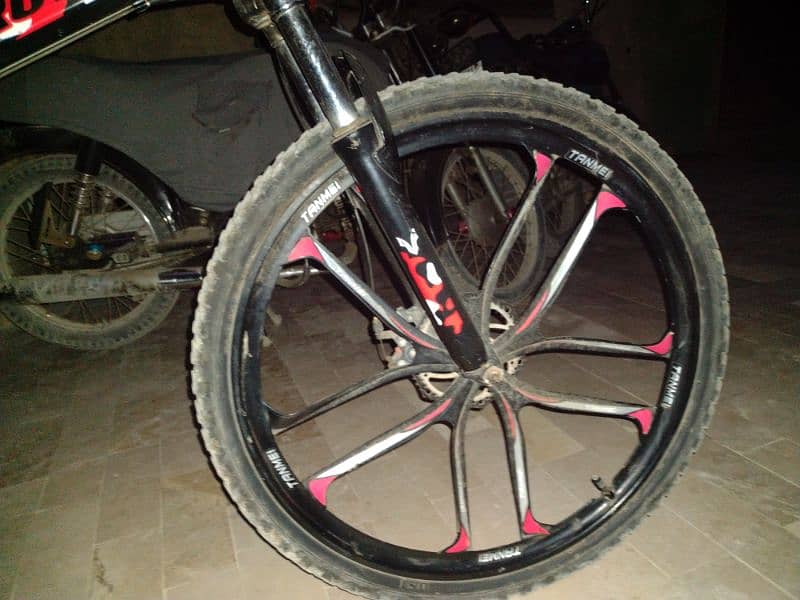 folding cycle in new condition hai 10/10 6