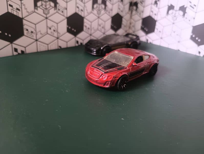 Hotwheels 1:64 scale model 8