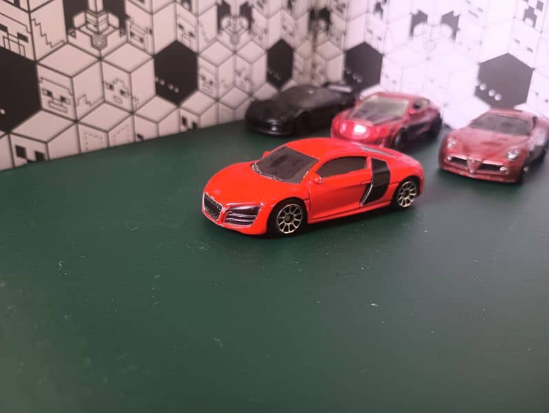 Hotwheels 1:64 scale model 10