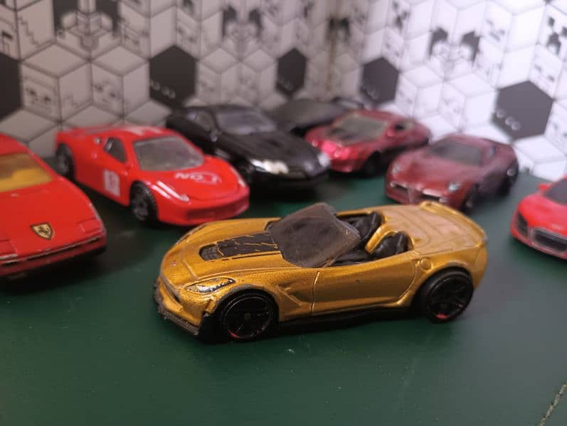 Hotwheels 1:64 scale model 14