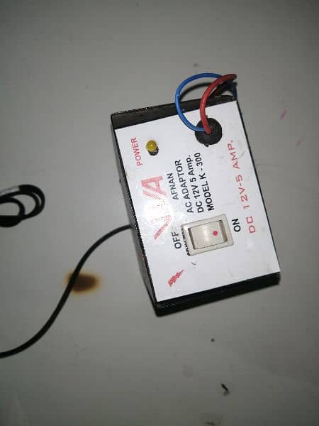 Dc 12 v - 5AMP 2