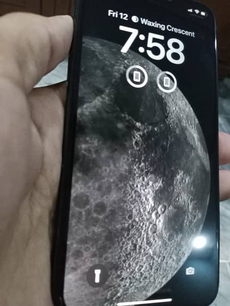 Iphone X 64gb with Box 9/10 condition PTA Approved 1