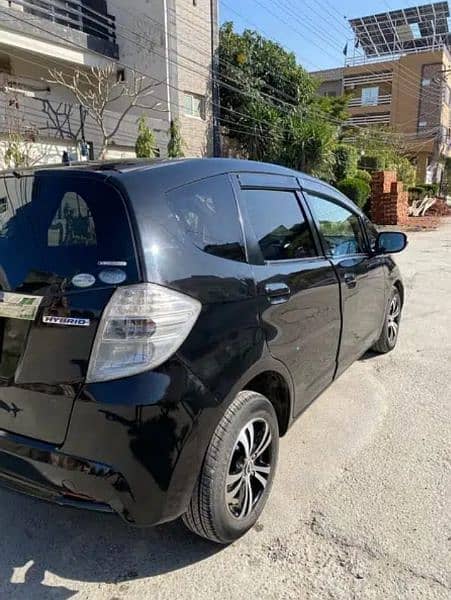 Honda Fit hybird 11