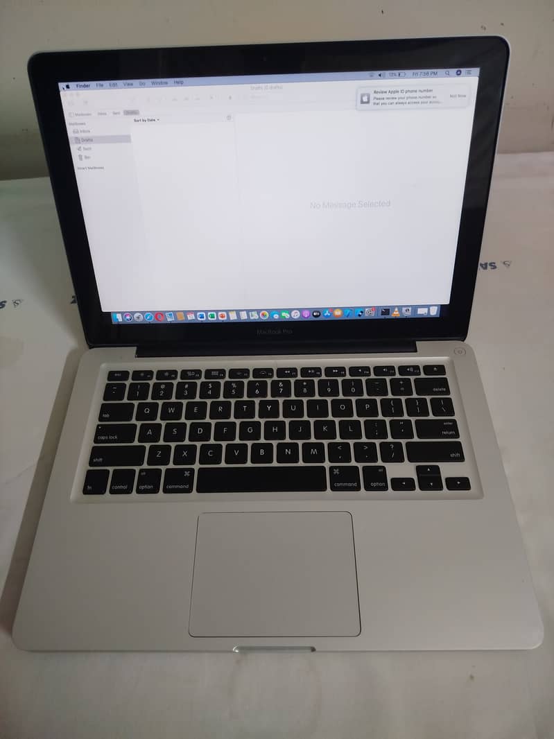 MacBook pro 13 inch ( mid 12 ) / 8 GB ram 1600 MHz DDR3 2