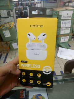 realme 0