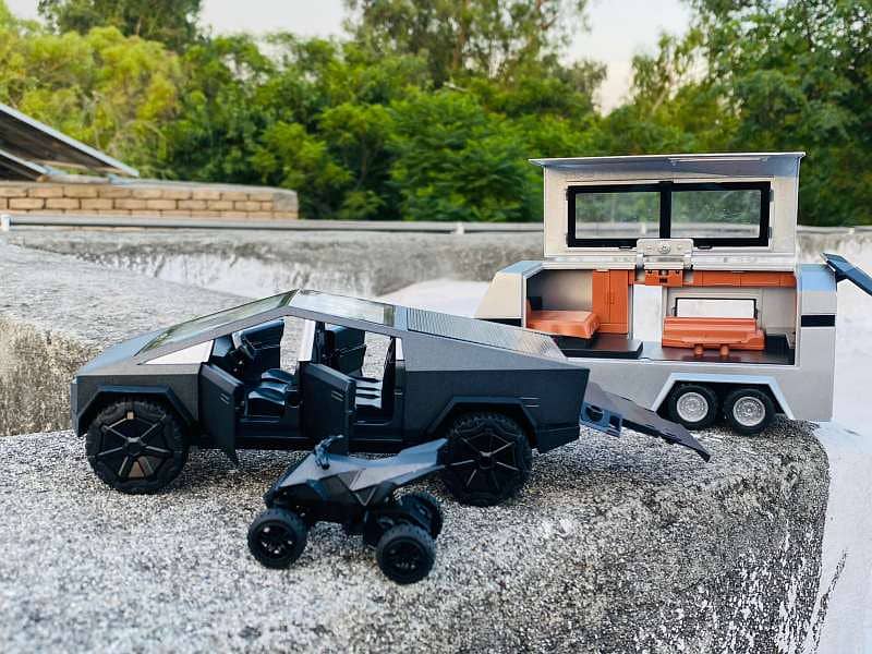 Tesla Cyber Truck with Cybersquad diecast car model up for sale. 6