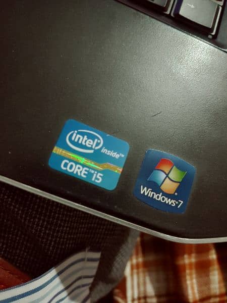 Dell company core i5 laptop 6gb room 1