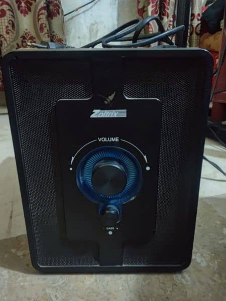 zoltrix Company woofer speaker 2.1 For Sale in Good condition 3