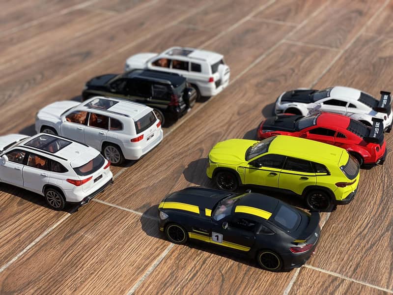Diecast Model Cars Metal Cars BMW, V8 Audi Ferrai, Lamborghini 3