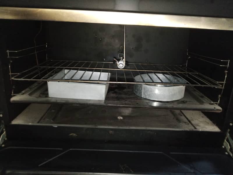 Canon five burner gas oven 3