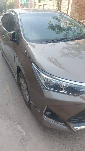 Toyota Altis Grande 2015 1