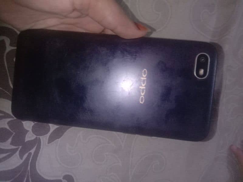 oppo A1k 2/32 minor glass crack 3